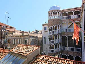 Moderno piso con vista Venecia